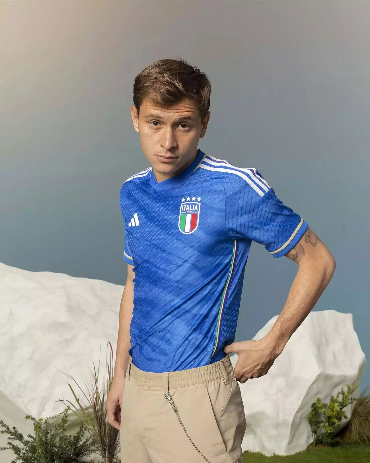 از پیراهن جدید ایتالیا رونمایی شد