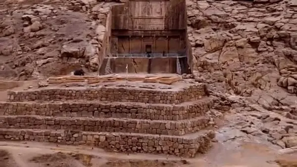 ویدئوی زیبا از فضای باستانی تخت جمشید