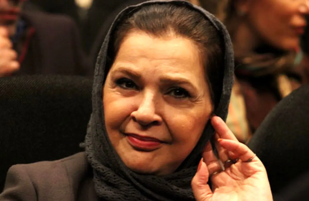 خانم بازیگر معروف ایرانی مبتلا به پارکینسون است؛ برایش دعا کنید