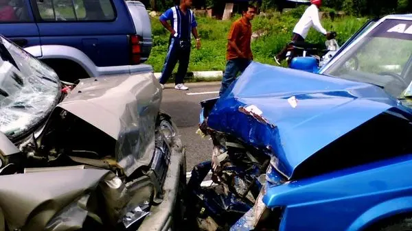 ناایمن بودن خودروهای داخلی عامل اصلی مرگ در تصادفات جاده‌ای!