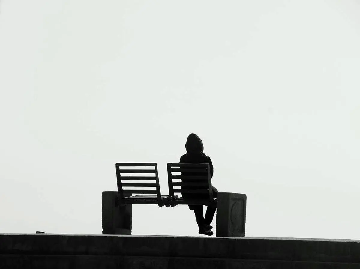 تنهایی سم است؛ راه گریز از تنهایی چیست؟