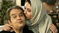 تصویری جالب و جدید از اکبر عبدی در کنار نوه و همسرش