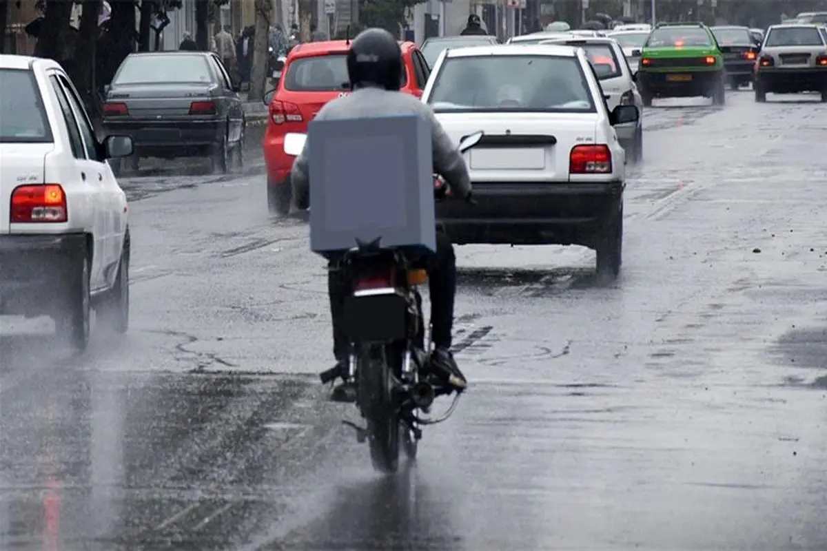 پلیس: موتورسواری در روزهای بارانی ممنوع است