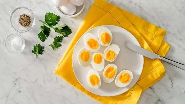 آیا شستن تخم‌مرغ کار درستی است؟