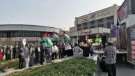عکس: تجمع دانشجویان و فعالان سیاسی در فرودگاه مهرآباد برای اعزام به غزه
