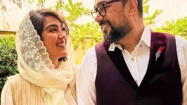 عکسِ یادگاری سپند و مونا، تازه عروس و داماد سینمای ایران با خانم بازیگر