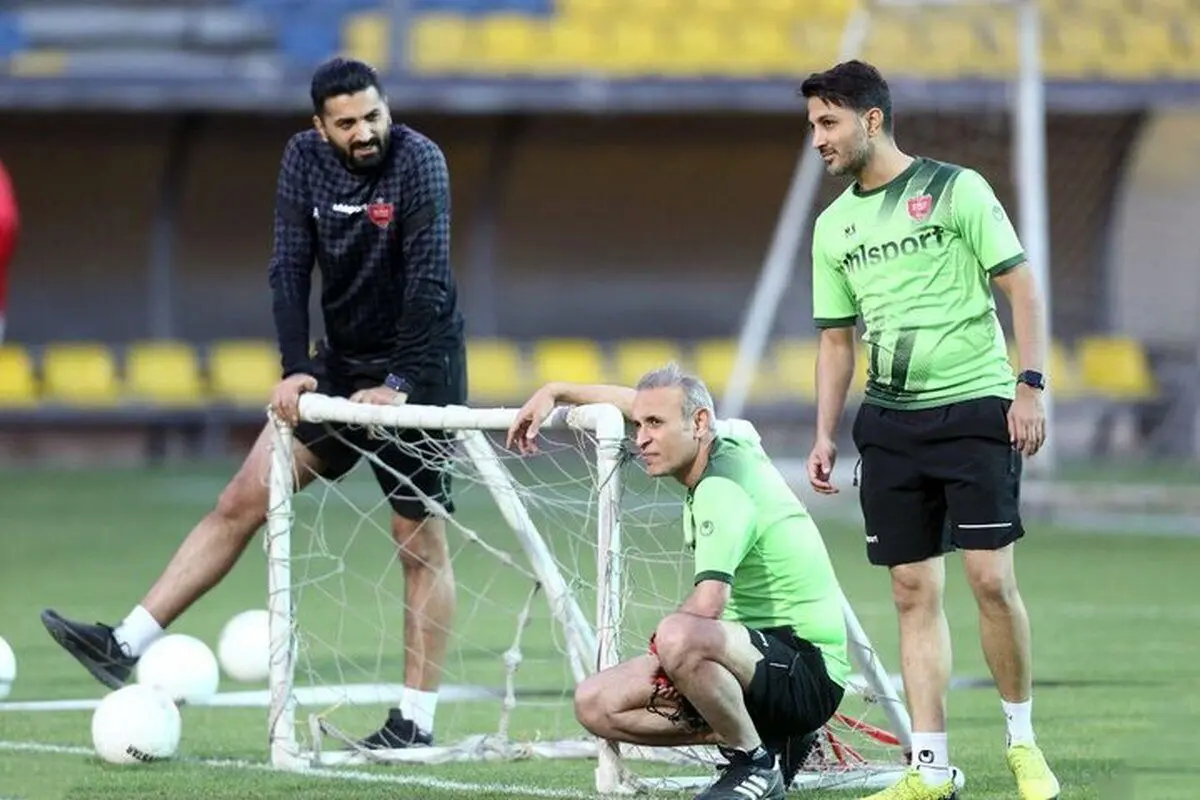 درخواست عجیب همکاران گل‌محمدی برای تمدید قرارداد با پرسپولیس!