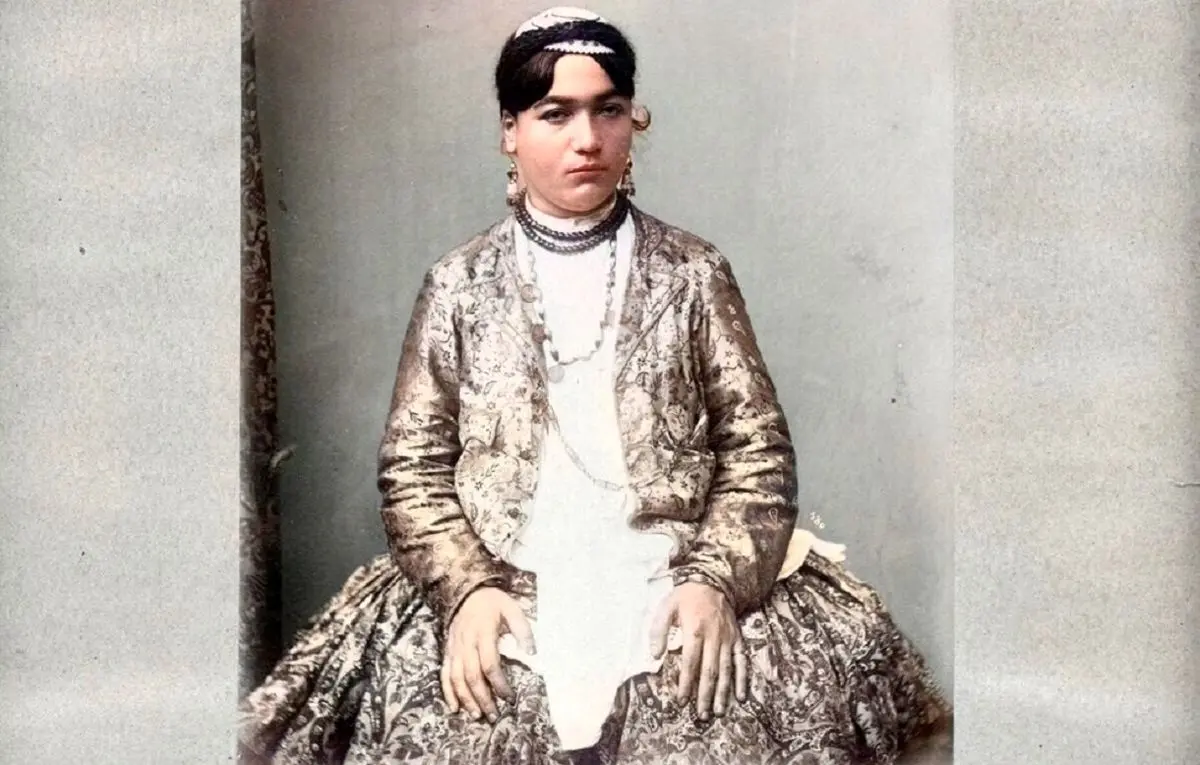 چهره جالب و متفاوت زنان قاجار در عکس‌های رنگی