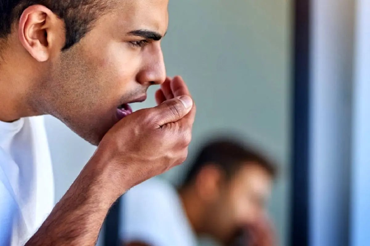۱۰ راهکار ساده و کاربردی برای از بین بردن بوی بد دهان