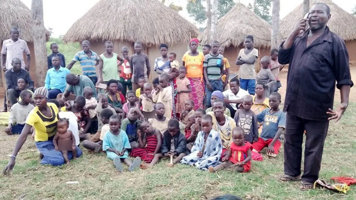 تصاویر کشاورز اوگاندایی با ۱۲ همسر، ۱۰۲ فرزند و ۵۶۸ نوه