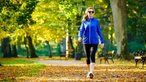 فواید باورنکردنی پیاده‌روی و قدم زدن بر افزایش طول عمر!