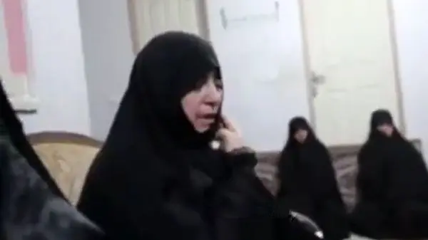 ویدئوی ضرب و شتم آمر به معروف در یک مجتمع تجاری در شرق تهران!