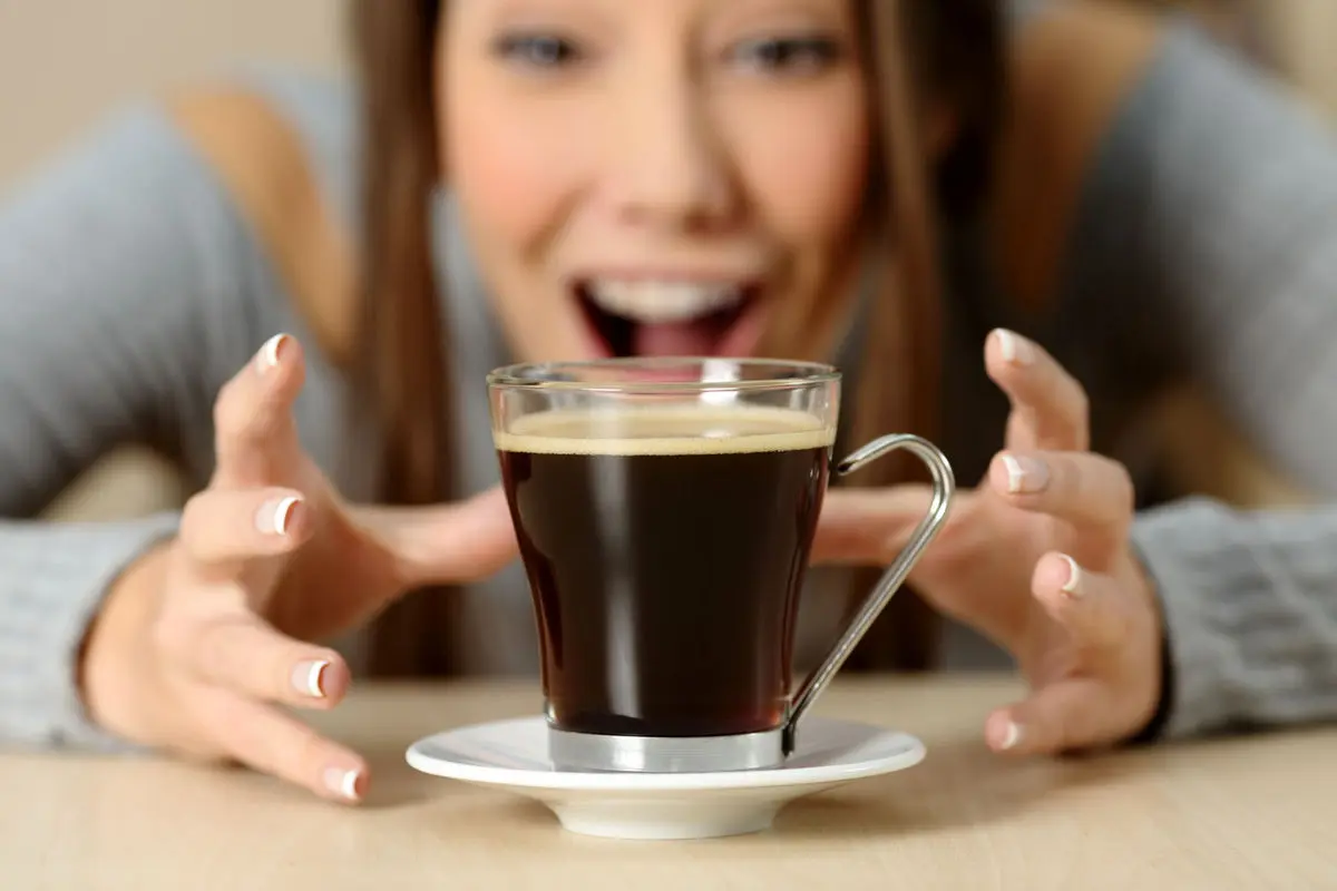 دانستنی‌هایی درباره مصرف کافئین و تاثیرات آن بر بدن؛ این افراد مراقب قهوه باشند!