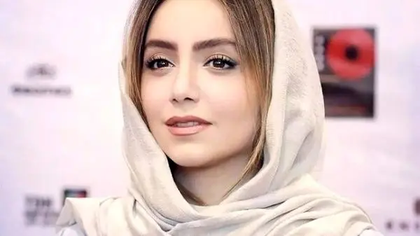 اولین عکس بی‌حجاب سحر قریشی پس از مهاجرت، خانم بازیگر قید بازگشت به ایران را زد!