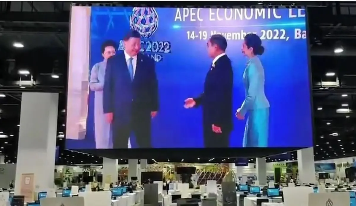 ویدیو لحظه ضایع شدن نخست وزیر تایلند توسط رئیس جمهور چین