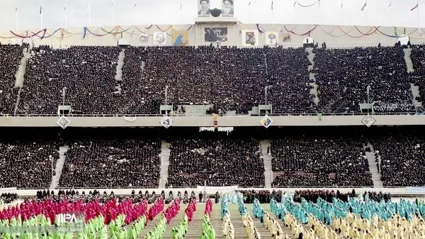 ویدئوی باورنکردنی از حضور یک شهروند با گریم صدام حسین در استادیوم آزادی!