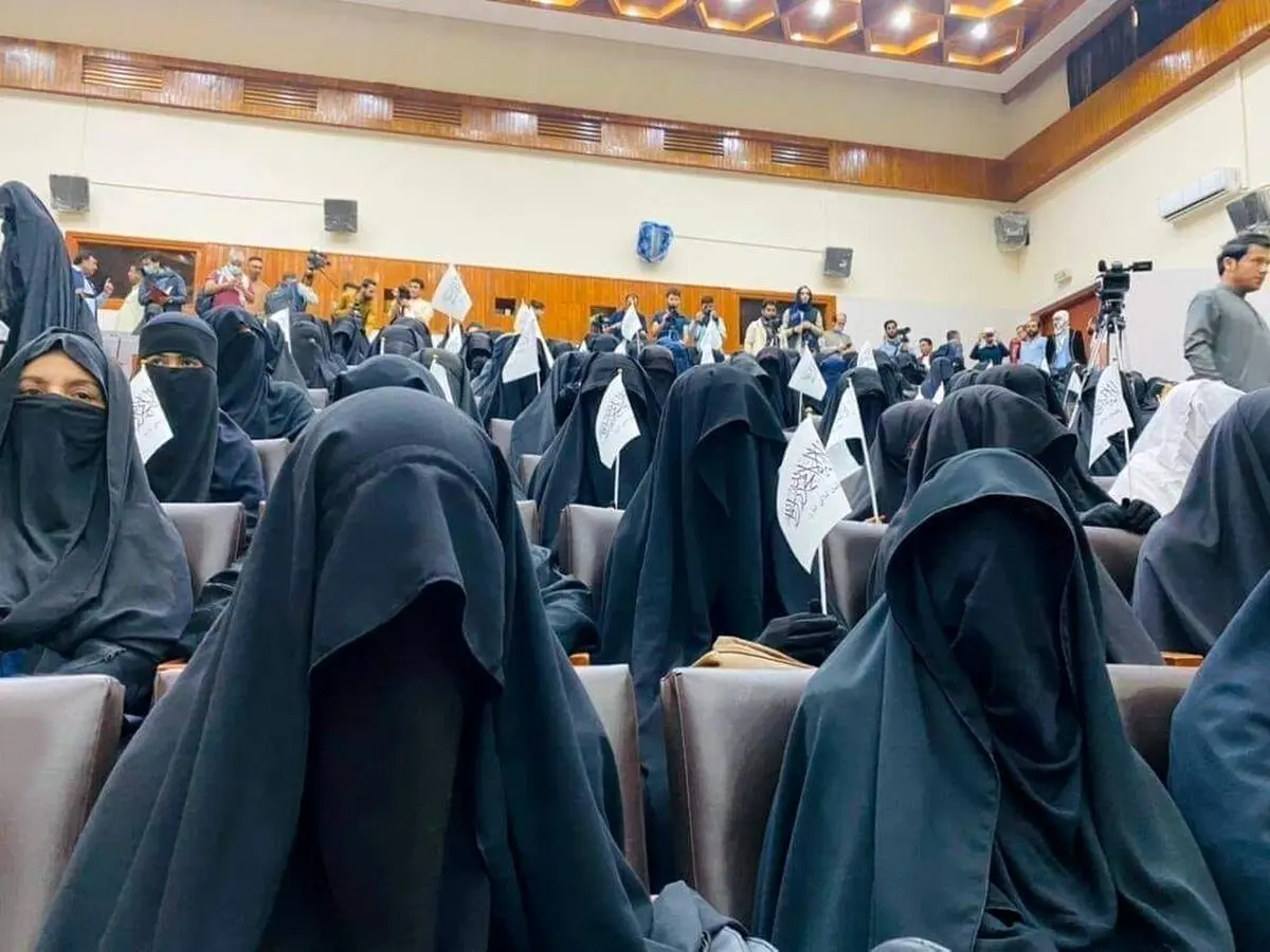 ممنوعیت کار زنان در موسسات غیردولتی توسط طالبان