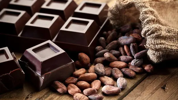 هر روز شکلات تلخ بخورید؛ فواید باورنکردنی شکلات تلخ!