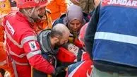 نجات یک پدر و دختر از زیر آوار پس از ۱۳۲ ساعت! + ویدئو