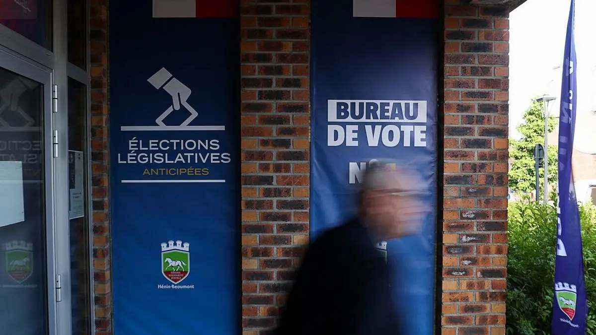انتخابات زودهنگام پارلمان فرانسه آغاز شد