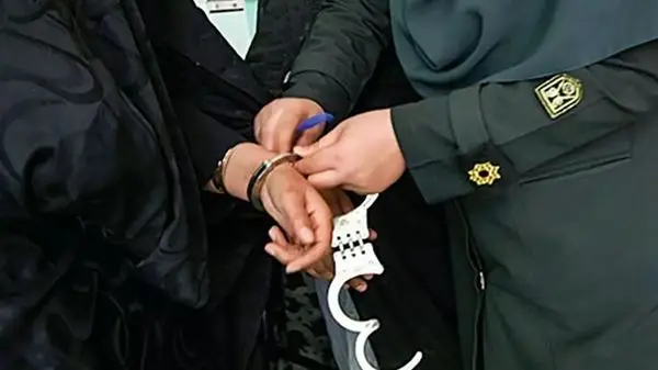 دستگیری «گوگوش» به اتهام سرقت از مسافران!