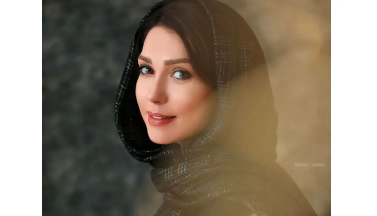 آرایش غلیظ بازیگر سریال گاندو در جشن حافظ خبرساز شد! + عکس