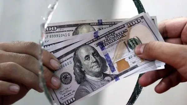 چگونه دلار تقلبی و اصل را از هم تشخیص دهیم؟ + ویدئو