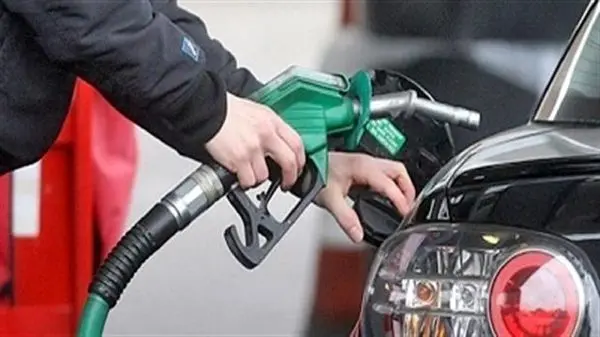 در آینده پرونده واردات بنزین مجددا باز می‌شود
