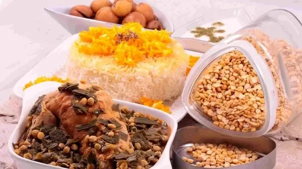 آموزش پخت شیرین خورش گیلانی با یک روش ویژه