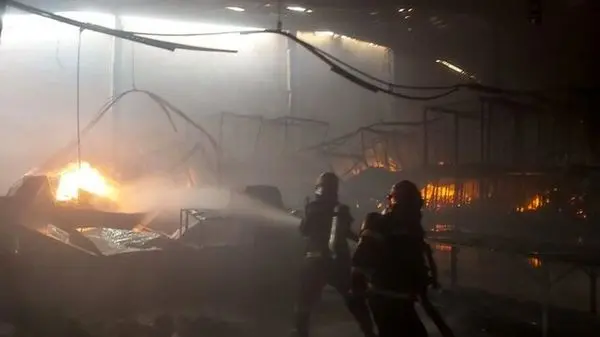 فوری | آتش‌سوزی هولناک در ناصر خسرو تهران