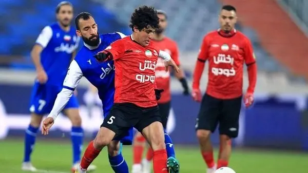 استقلال باید منتظر لغزش پرسپولیس باشد