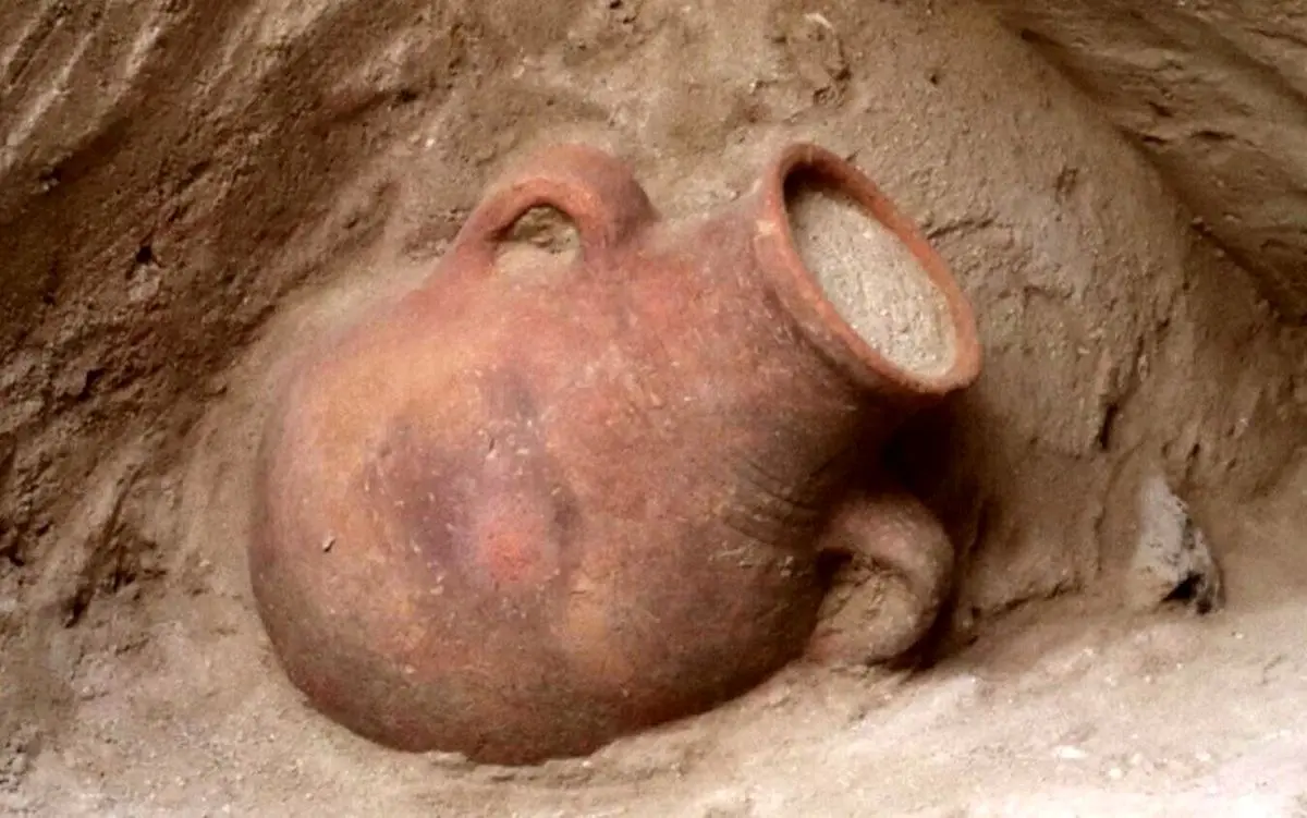 تصاویر جالب از کشف آثار تاریخی ۲ هزار ساله در امارات متحده