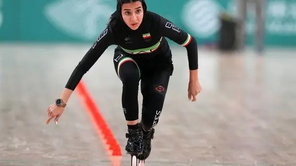 مونا آشفته، بازیکن تیم ملی والیبال زنان؛ در ترکیه کشف حجاب کرد