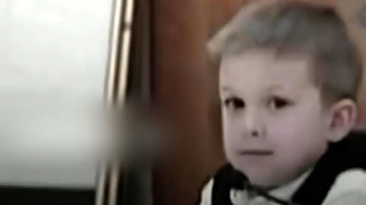 ویدئویی دردناک از اعتراف پسربچه به قتل برادرش توسط مادرشان!