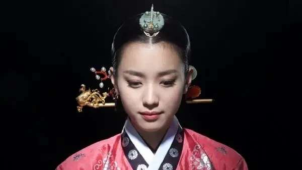تغییر چهره باورنکردنی آی جونگ ندیمه دونگی بعد از ۱۳ سال