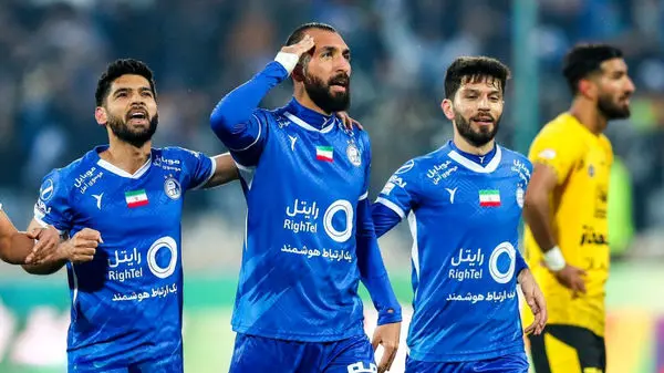 روزبه چشمی مرد سال  فوتبال ایران شد!