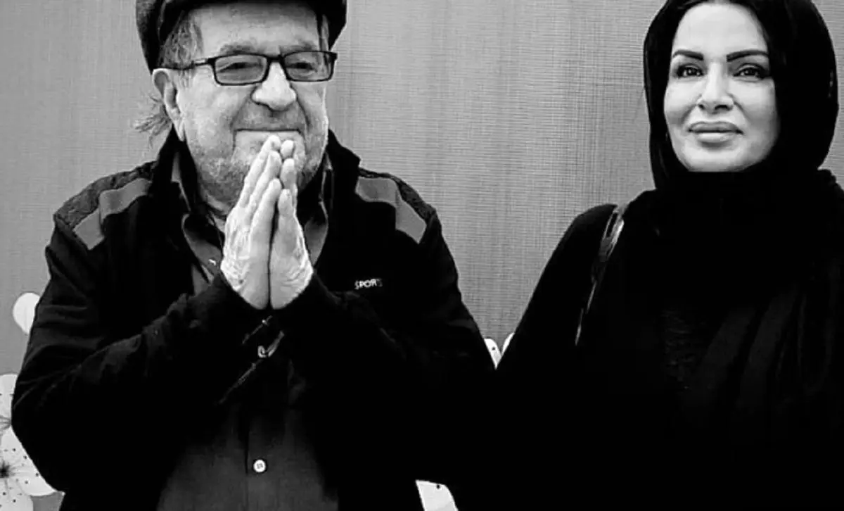 عکسی غم‌انگیز از گریه‌های رضا داوودنژاد در مراسم تشییع داریوش مهرجویی