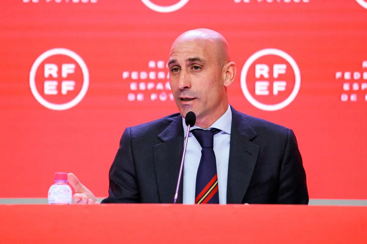 رئیس فدراسیون فوتبال اسپانیا: بخشیدن کارت قرمز وینیسیوس را نمی‌فهمم