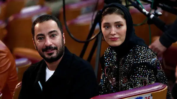 ادای احترام ویژه نوید محمدزاده به بازیگر پیشکسوت سینما در یک مراسم خاص