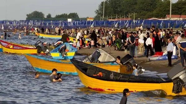 شناسایی و احضار دختران بی‌حجاب در دسته عزاداری روز عاشورا