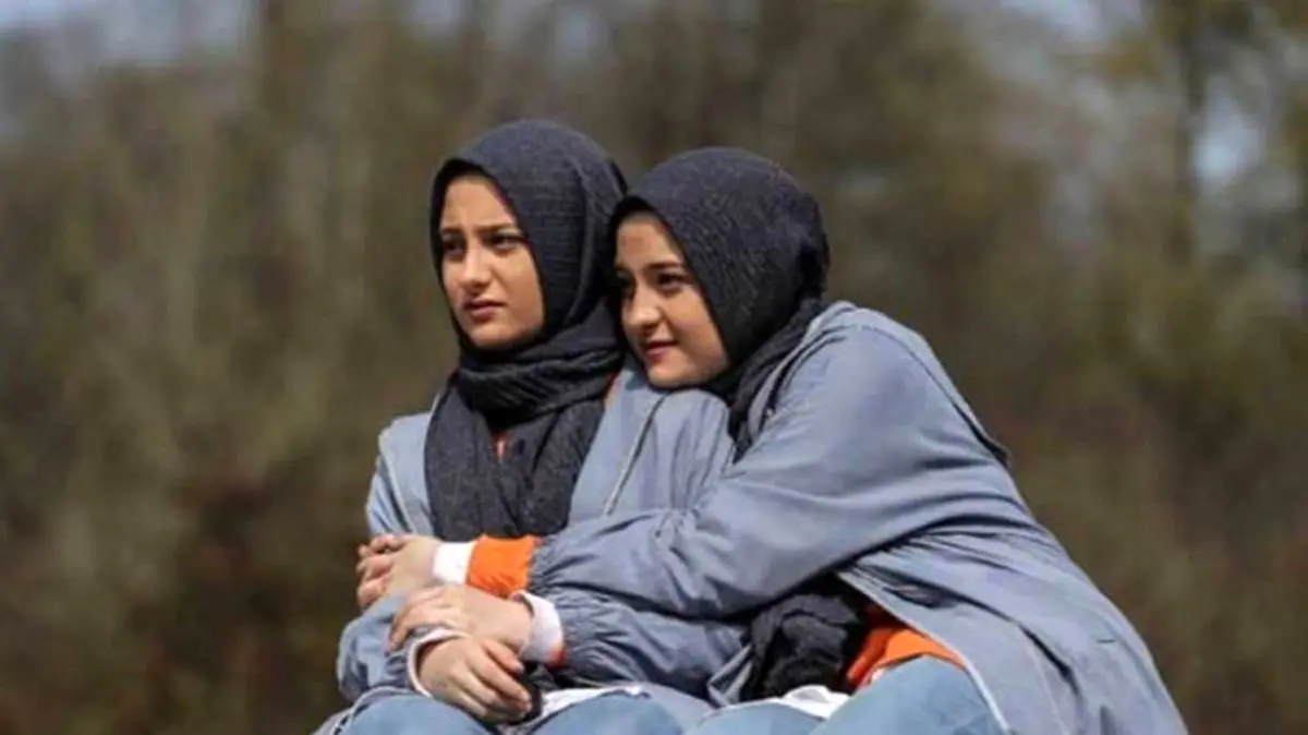 واکنش مهران احمدی بازیگر نقش بهبود به حذف سارا و نیکا از پایتخت
