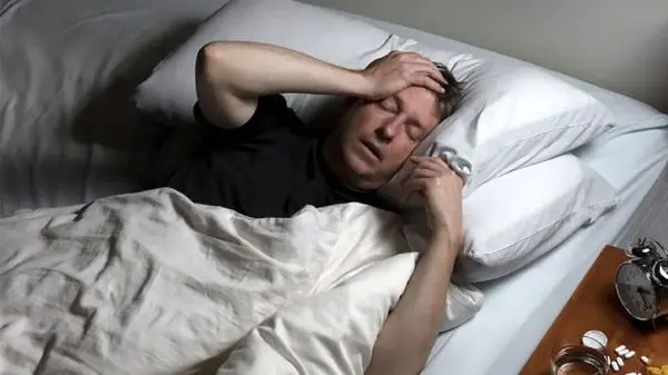 راهکارهای ساده و کاربردی برای کاهش خروپف در خواب