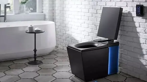 ویدئوی جالب از توالت هوشمند ۱۰ هزار دلاری مجهز به سیستم صوتی!