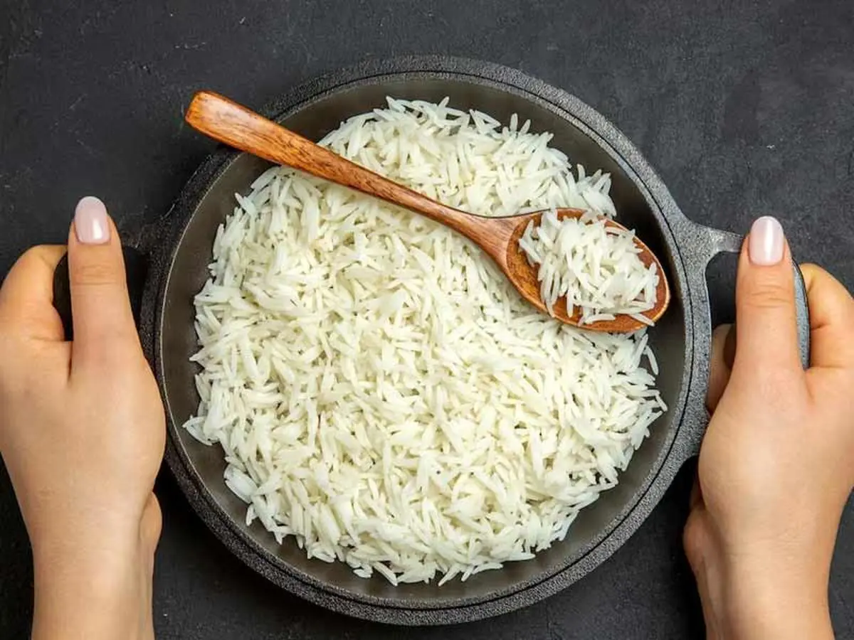 سالم‌ترین روش پخت برنج کدام است؟ | آبکش، سلامت‌تر از کته