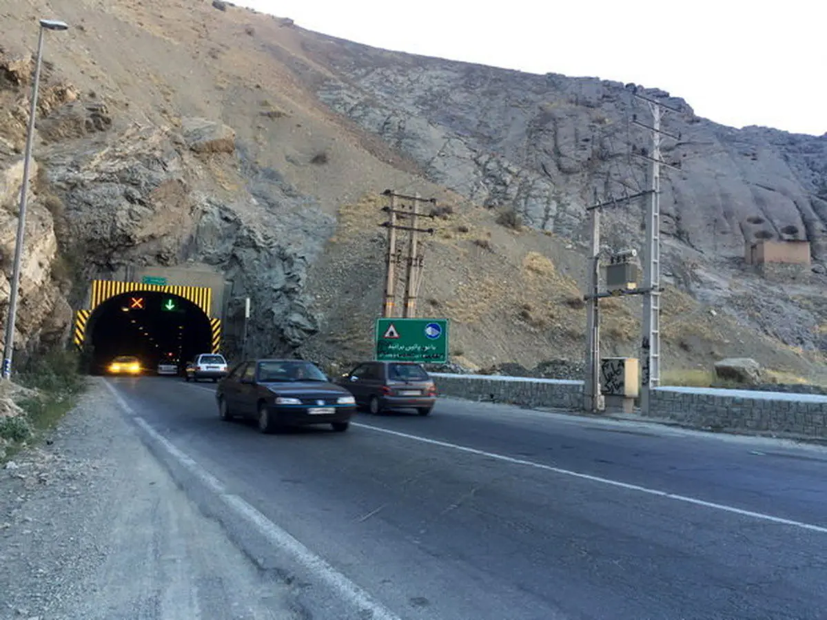تردد به سمت شمال از جاده چالوس و بزرگراه تهران - شمال فردا ممنوع می‌شود