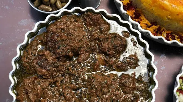 ویدئویی تماشایی از طرز پخت متفاوت آبگوشت به روش پاکستانی‌ها