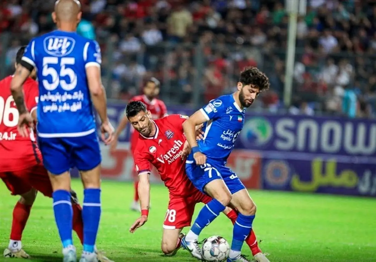 استقلال باید منتظر لغزش پرسپولیس باشد