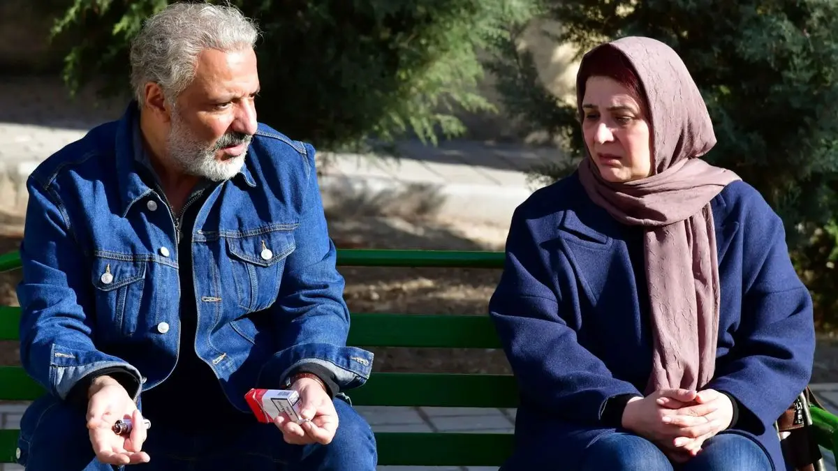 ویدئویی از اولین بوسه زن و شوهر در یک سریال ایرانی بعد از انقلاب!