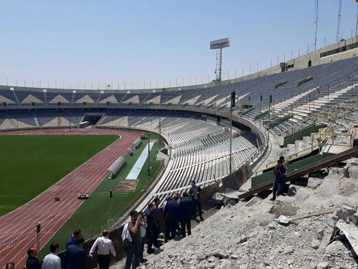 تصاویری از وضعیت اسفناک چمن استادیوم آزادی پیش از دیدار استقلال و استقلال خوزستان