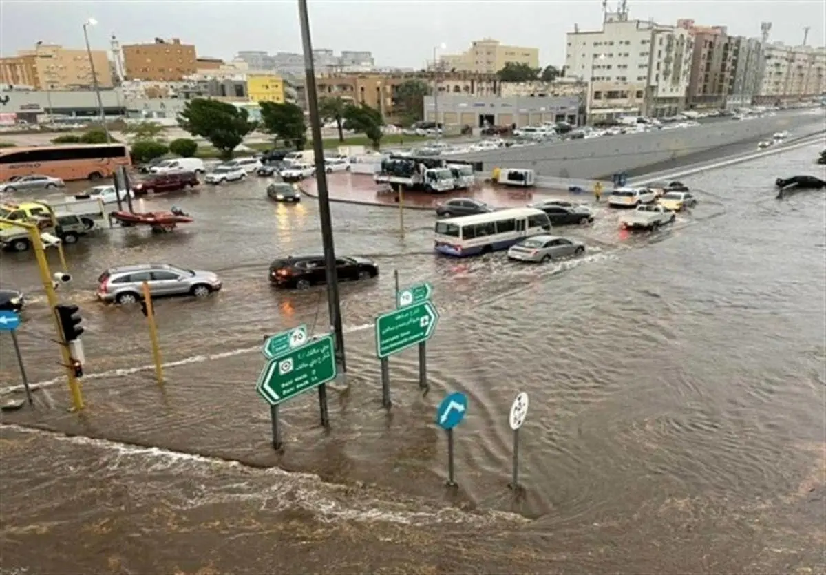 ریاض و جده عربستان به زیر آب رفتند! + ویدئو